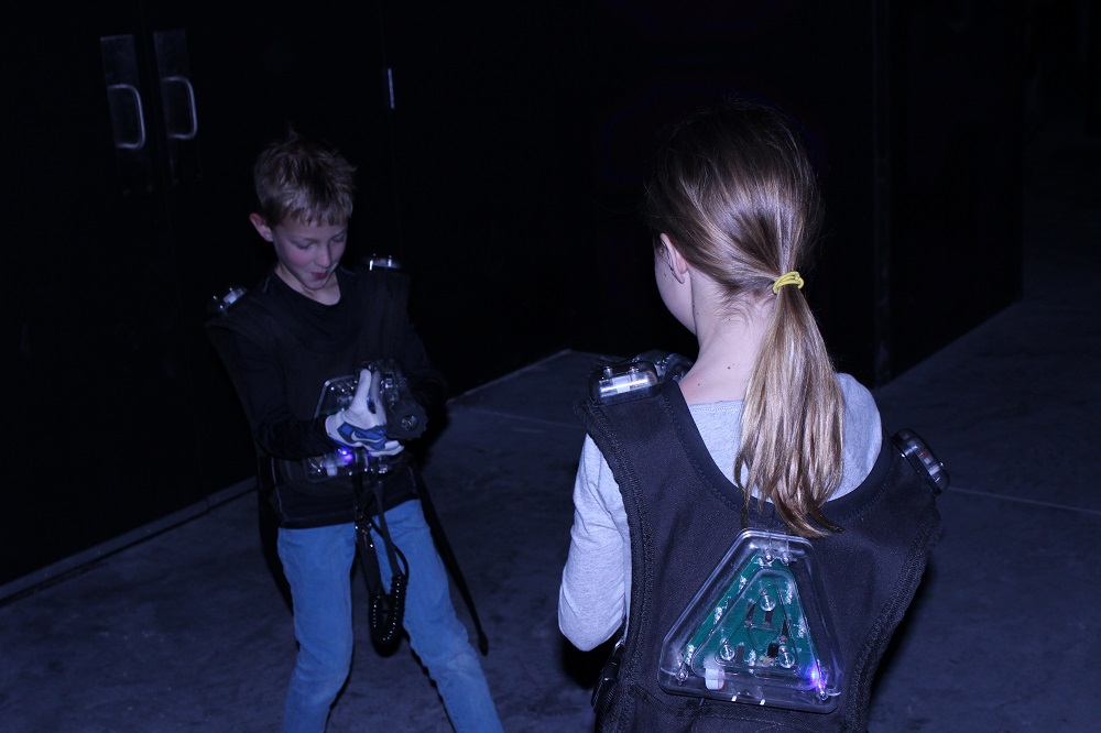 Shooting laser tag