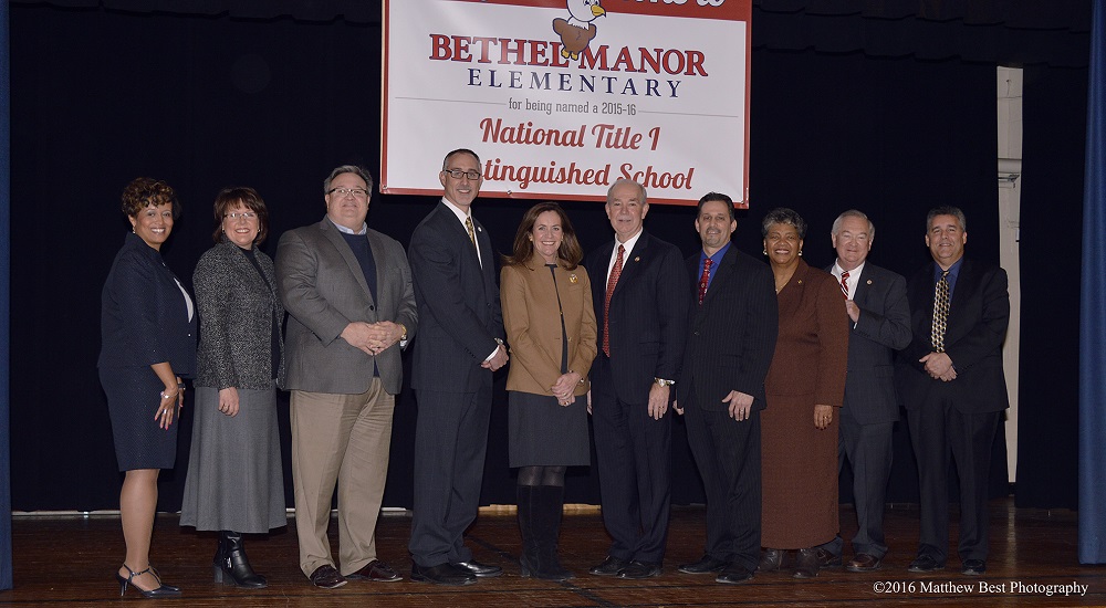 First Lady Visit Bethel Manor Group Photo  
