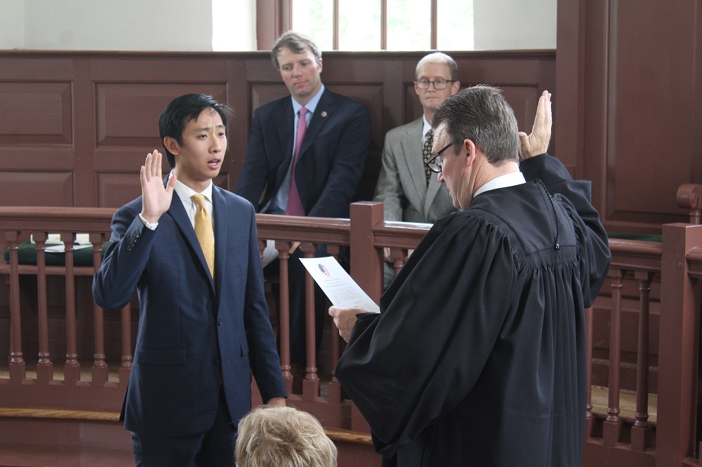 City Council Swearing In Benny Sworn In 